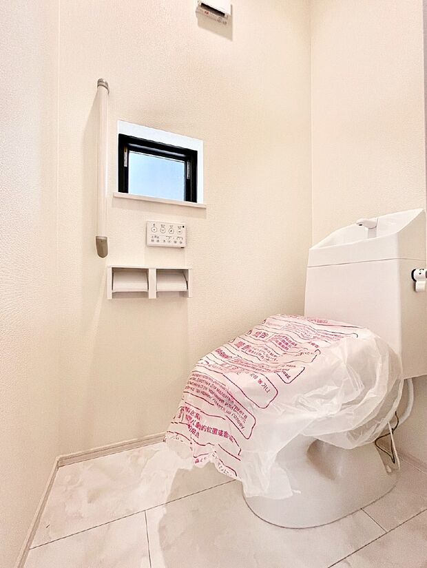 トイレは1階と2階それぞれに配置されていてとても便利です。