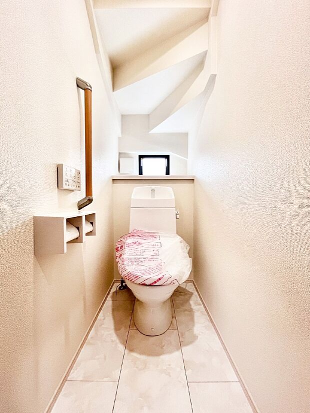 トイレは1階と2階それぞれに配置されていてとても便利です。