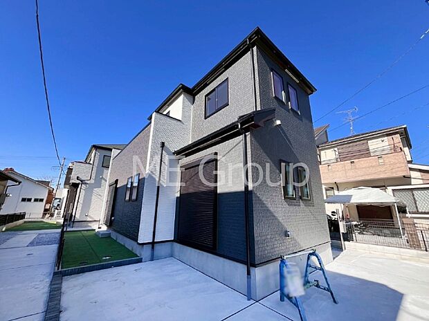 溢れる陽光でご家族の笑顔も輝く