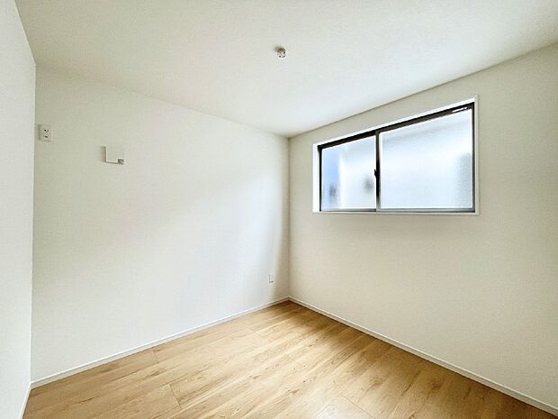 爽やかな日差しがお部屋全体を優しく包み込んでくれます