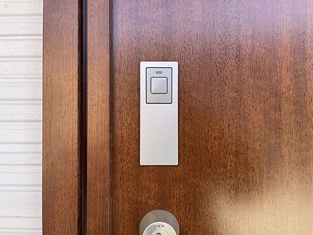 スマートに開錠できる電子キー