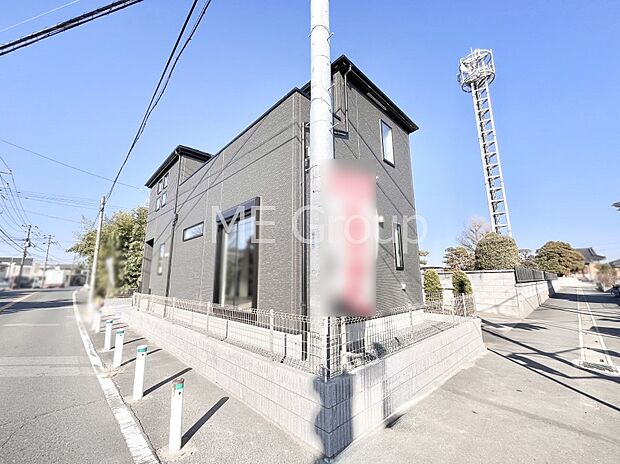 洗練された外観、上質な住空間が広がる室内は永く安心して過ごせる住居です。