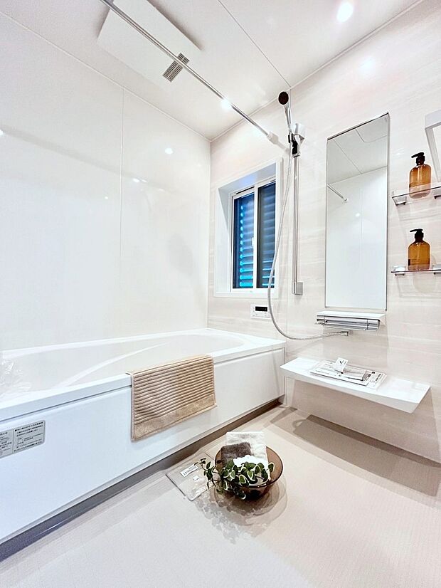 一日の疲れを癒やす大切なバスタイム。ゆっくりとお風呂を楽しんで疲れをとりたいですね！  