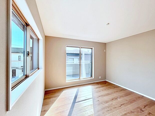 2面採光を確保した明るい空間。家族みんなが快適な暮らしを実現する設計です。