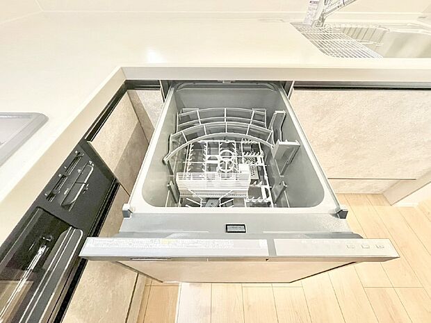 面倒なお片づけは食洗機にお任せ!家事の負担が減って、時間にも気持ちにもゆとりができます。