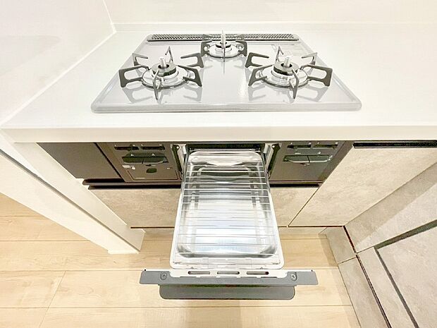 三口ガスコンロでお料理が一気にはかどりそう。