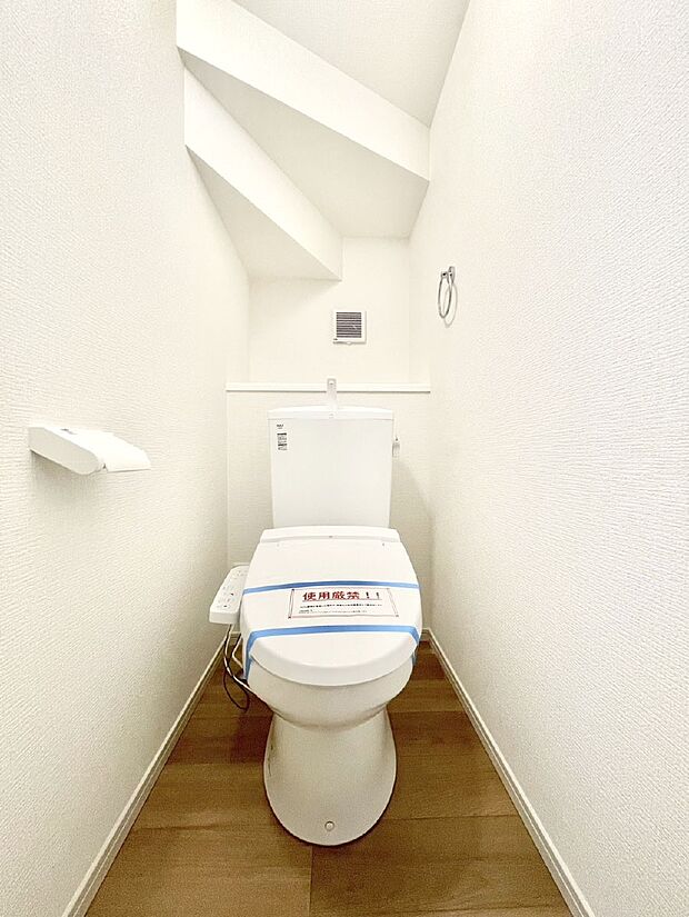 トイレは1階と2階それぞれに配置されていてとても便利です。 