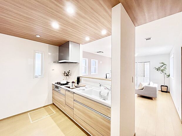 料理をしながらご家族との会話を楽しめる対面カウンターキッチン