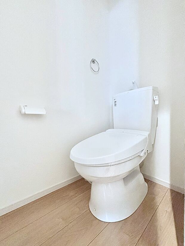 トイレは1階と2階それぞれに配置されていてとても便利です。