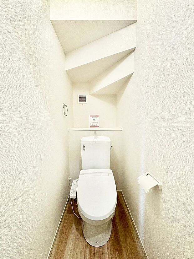 トイレは1階と2階それぞれに配置されていてとても便利です。