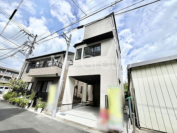 溢れる陽光でご家族の笑顔も輝く
