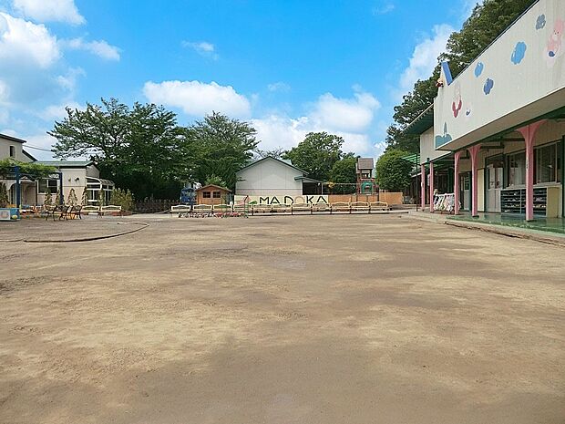 幼稚園・保育園 500m まどか幼稚園