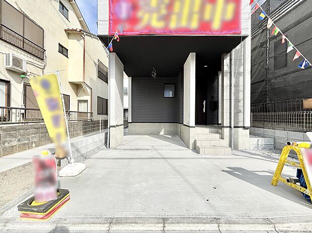 ビルトインタイプは大切なお車を傷や汚れから守ることができます。