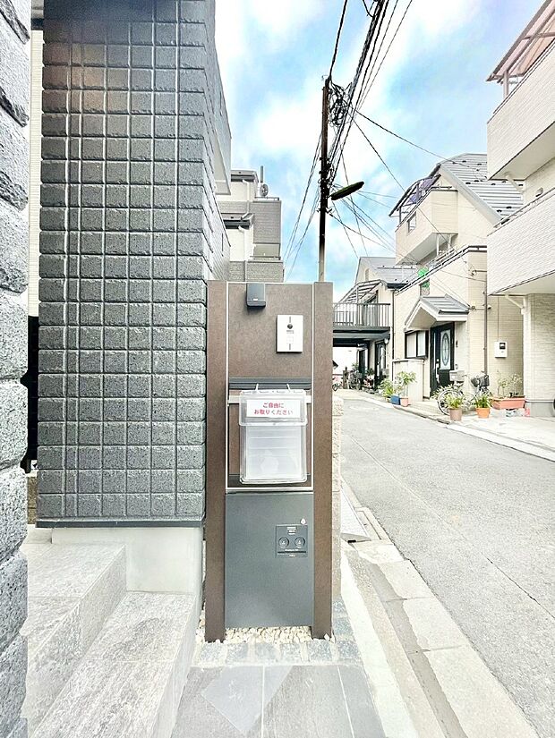 表札・インターホン・ポストをひとつに集約