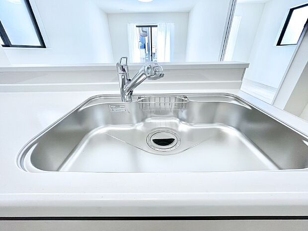 使い勝手の良いキッチンシンク。