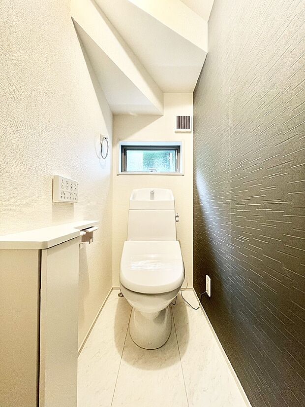 トイレは1階と2階それぞれに配置されていてとても便利です。