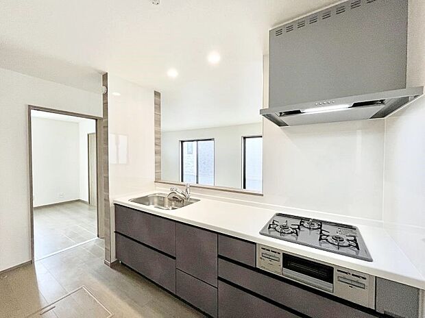 カウンター越しにお話しをしながら毎日のお料理をもっと楽しく