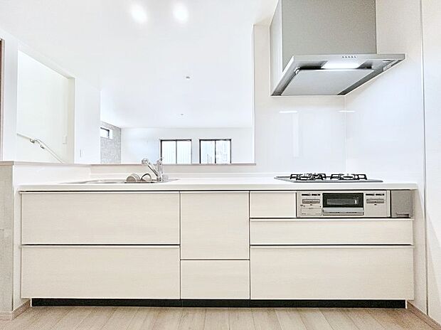 毎日使うキッチンだから、使いやすさ&お手入れのしやすさにこだわりました。