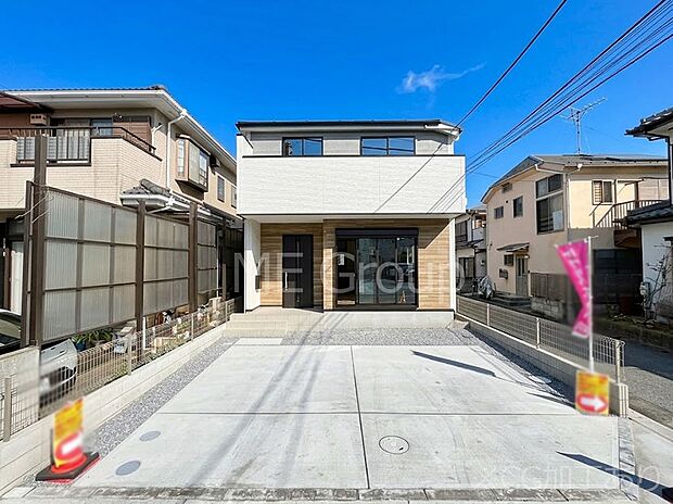 洗練された外観、上質な住空間が広がる室内は永く安心して過ごせる住居です。