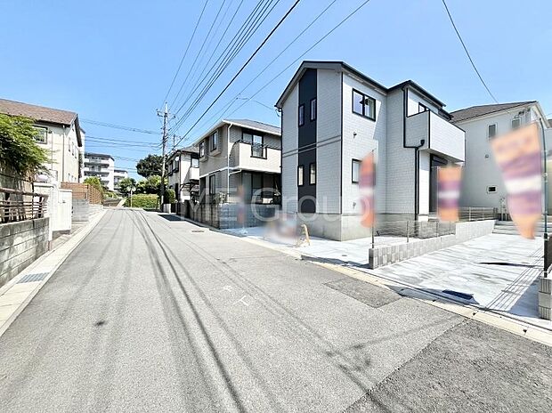 見通しの良さとともに、街並みに開放感を与えてくれます。