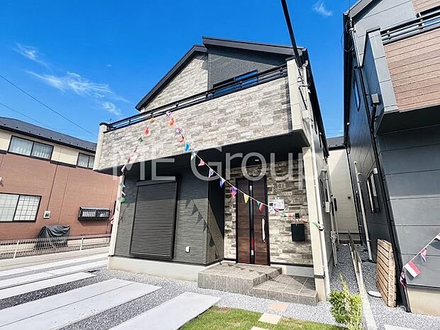 洗練された外観、上質な住空間が広がる室内は永く安心して過ごせる住居です。 
