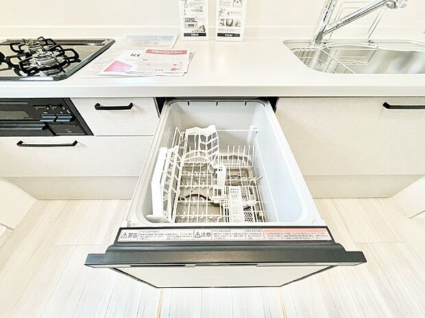 面倒なお片づけは食洗機にお任せ!家事の負担が減って、時間にも気持ちにもゆとりができます。