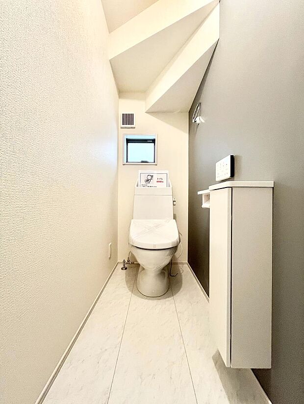 トイレは1階と2階それぞれに配置されていてとても便利です。