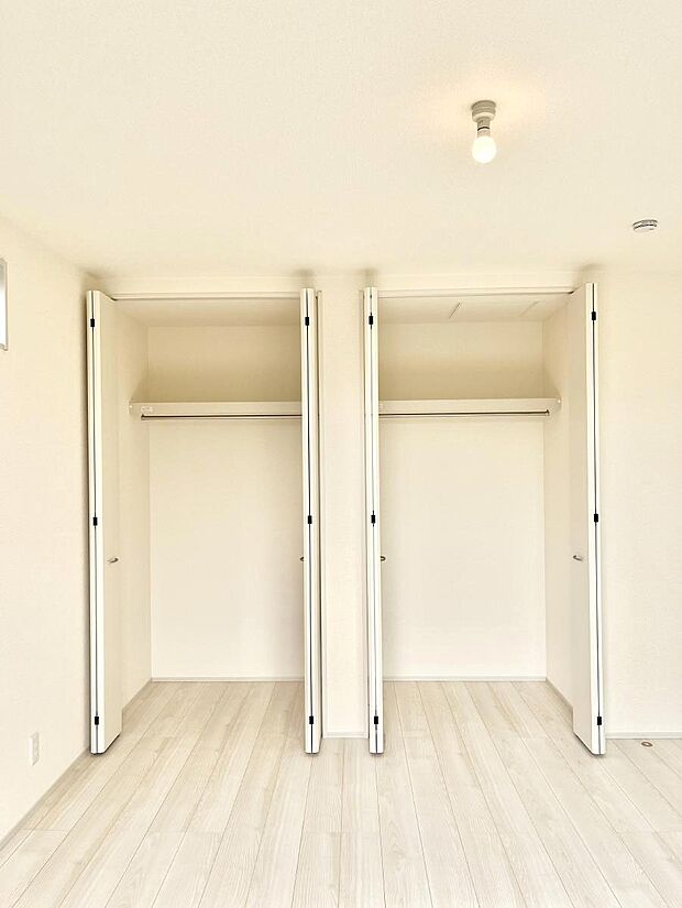 たっぷりの収納スペースで快適に暮らせそう