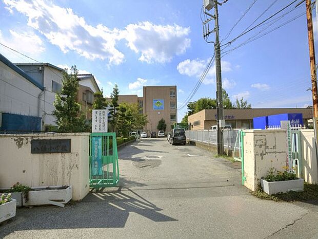 小学校 1100m 草加市立八幡小学校