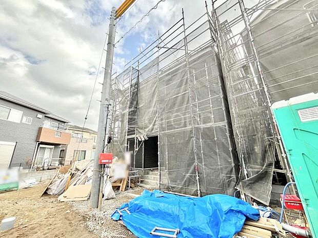 溢れる陽光でご家族の笑顔も輝く