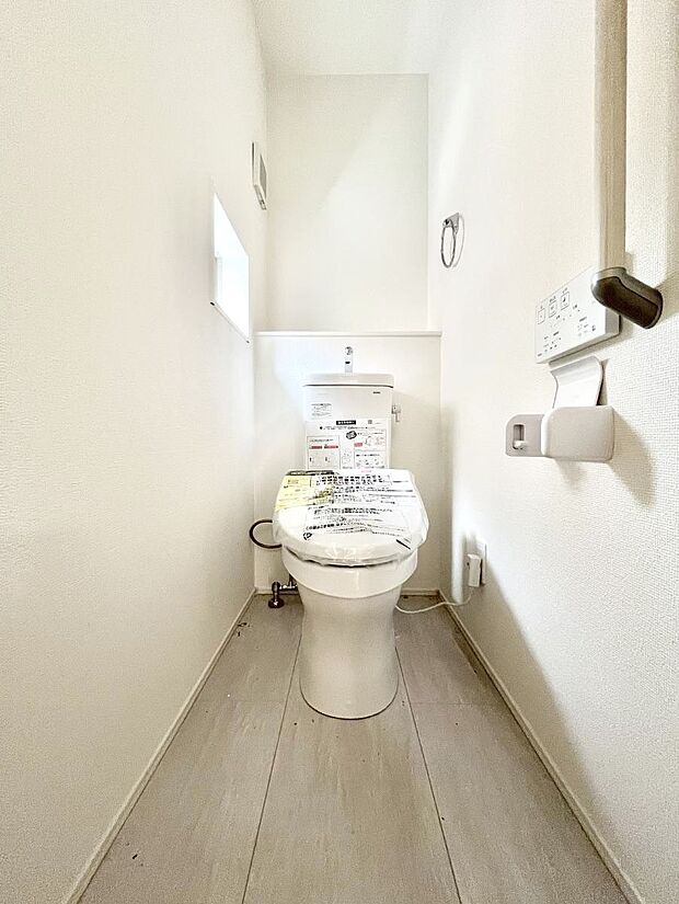 トイレは1階と2階それぞれに配置されていてとても便利です。