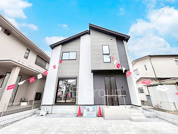 洗練された外観、上質な住空間が広がる室内は永く安心して過ごせる住居です。