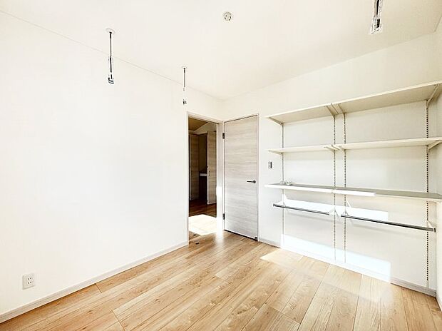 収納に趣味のスペースに用途様々な多目的室