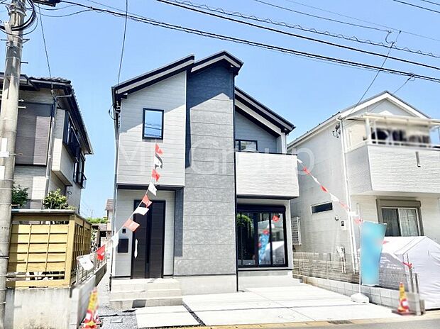 溢れる陽光でご家族の笑顔も輝く 