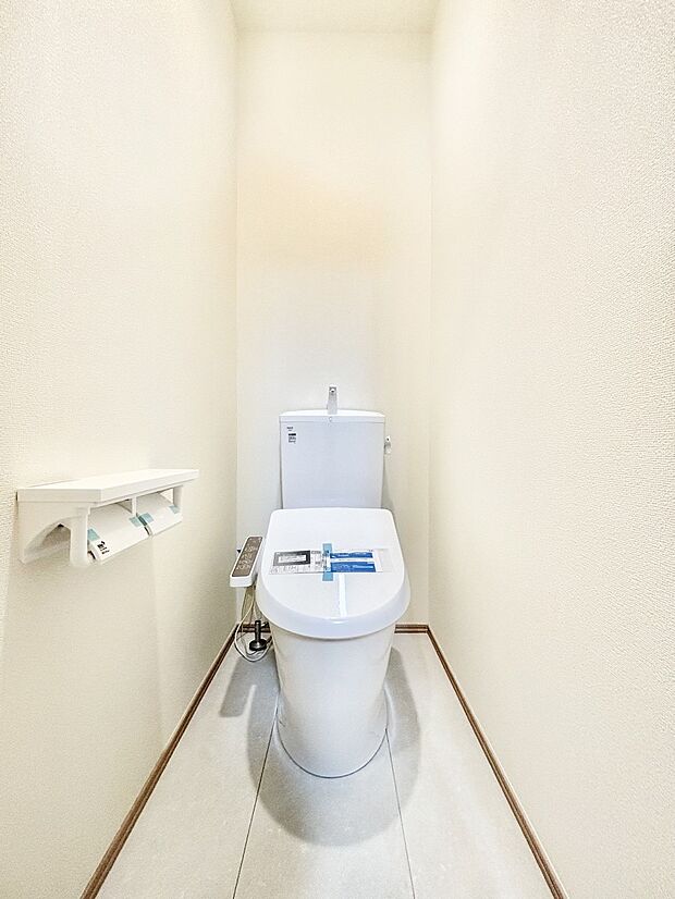 トイレは1階と2階それぞれに配置されていてとても便利です。 