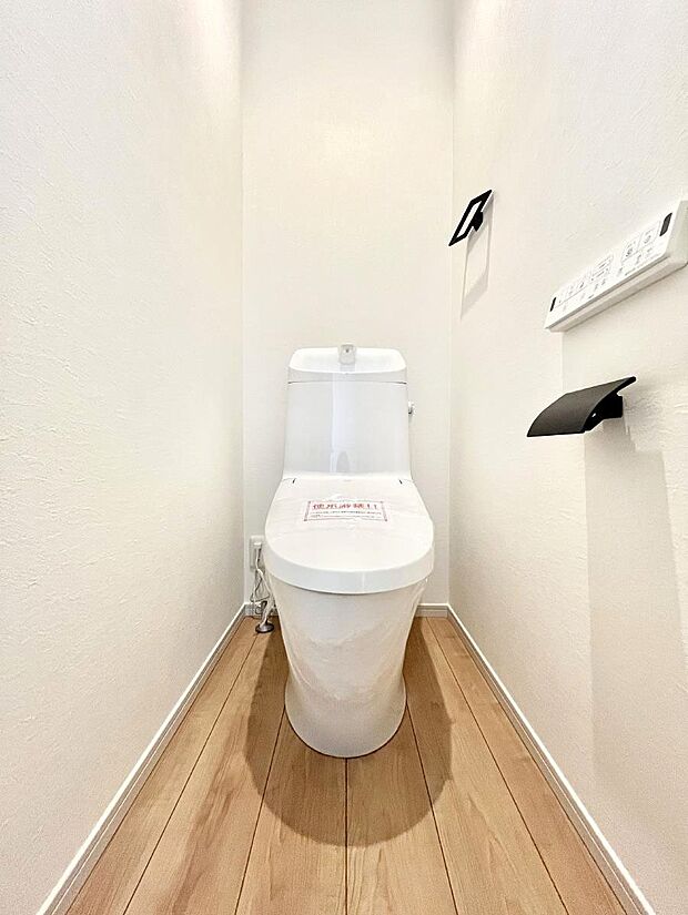 トイレは1階と2階それぞれに配置されていてとても便利です。