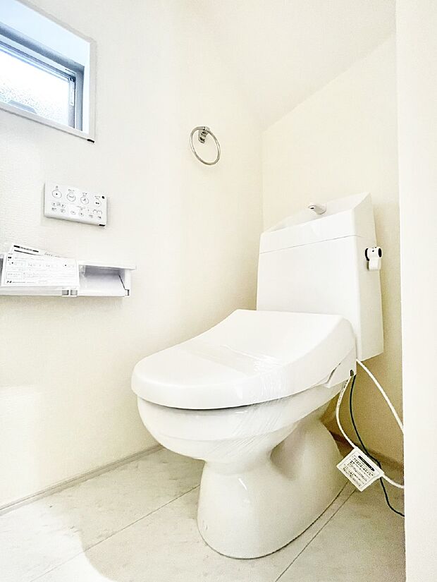 トイレは安心の2箇所!朝のバタバタも一安心です。
