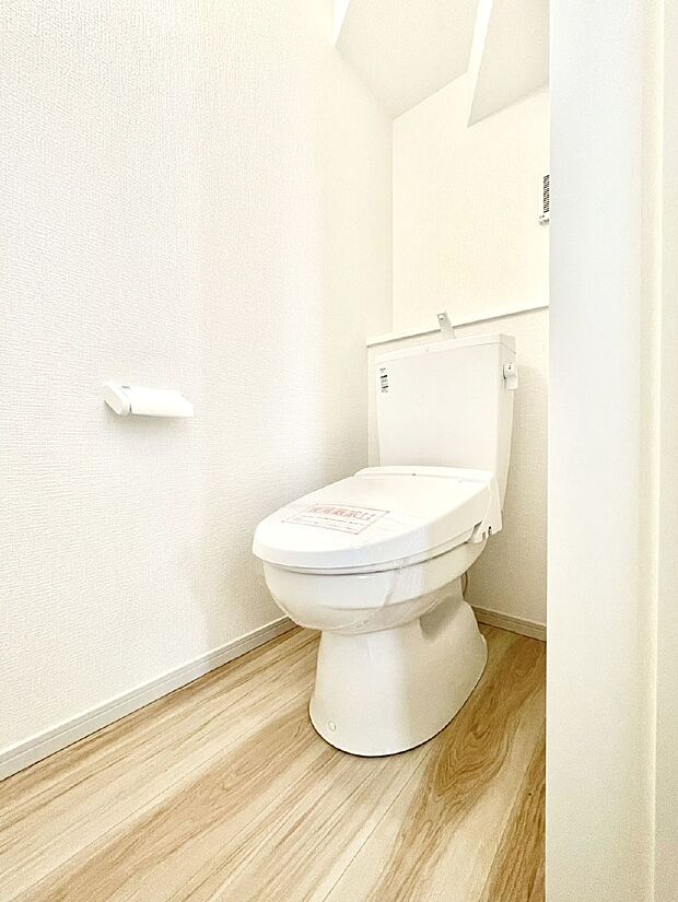 トイレは1階と2階それぞれに配置されていてとても便利です。 