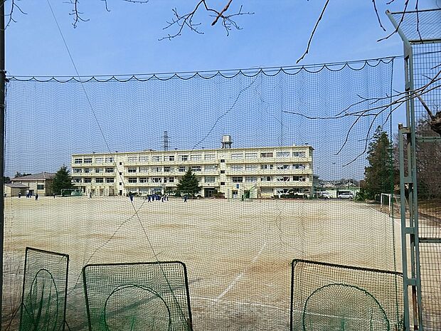 中学校 470m 松戸市立栗ケ沢中学校