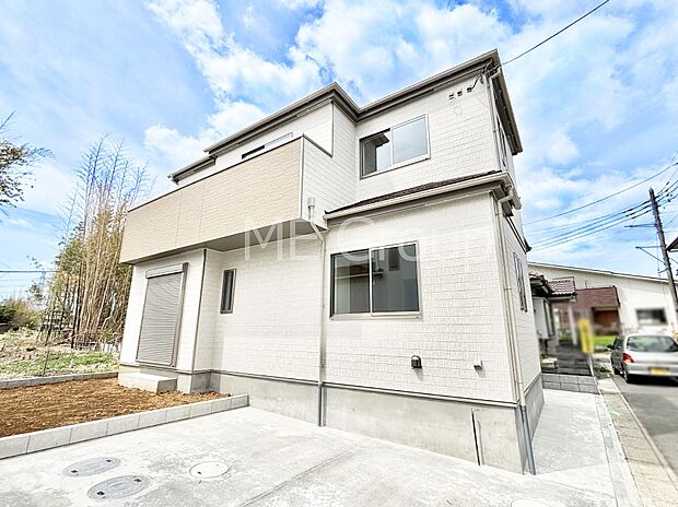 溢れる陽光でご家族の笑顔も輝く