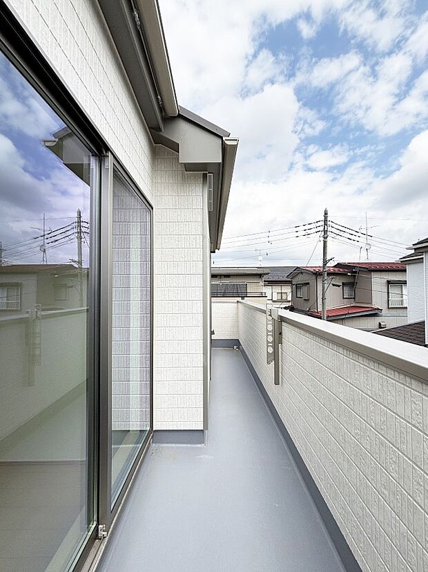 風通しの良いバルコニー