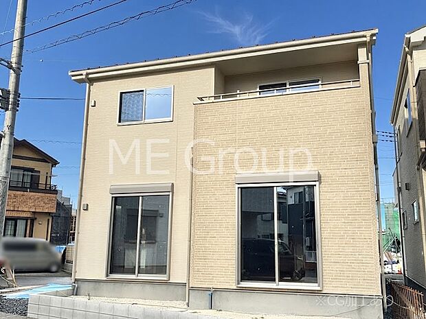 たっぷりの陽光と開放感に包まれる明るい住まい