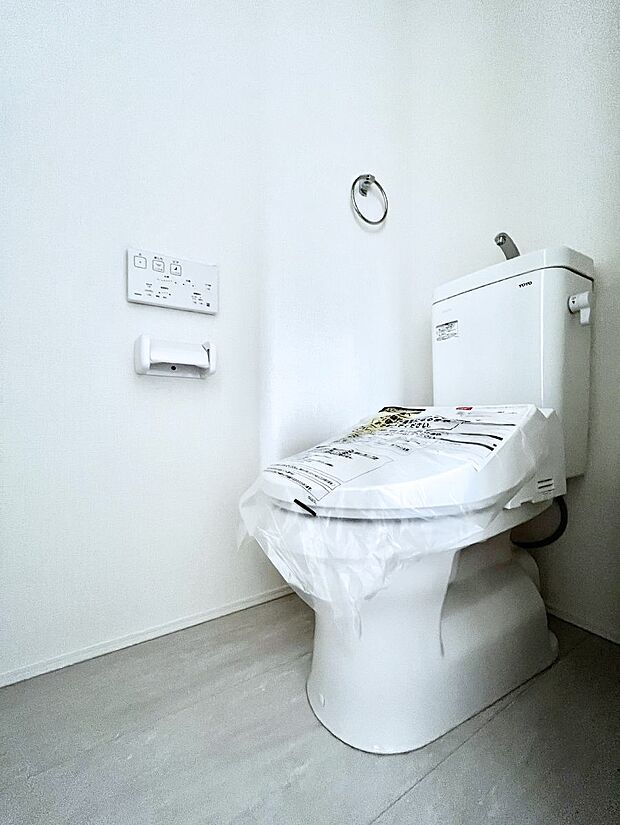 ウォシュレット付きトイレが1階と2階それぞれに配置されていてとても便利です。 