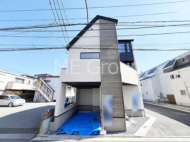 溢れる陽光でご家族の笑顔も輝く