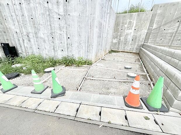生活に欠かせない駐車スペース。