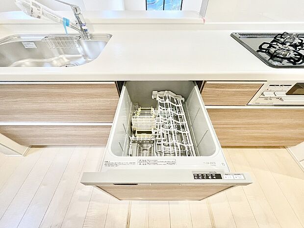 面倒なお片づけは食洗機にお任せ!家事の負担が減って、時間にも気持ちにもゆとりができます。