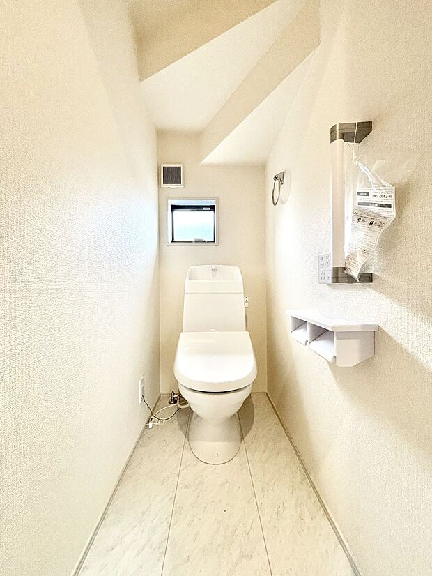 トイレは1階と2階それぞれに配置されていてとても便利です。