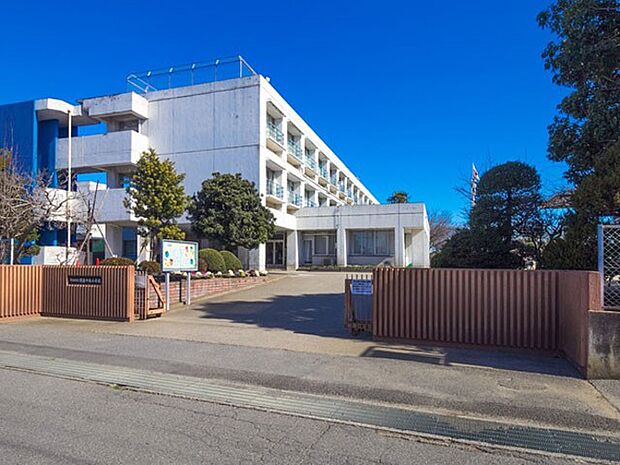 小学校 1710m 野田市立関宿中央小学校
