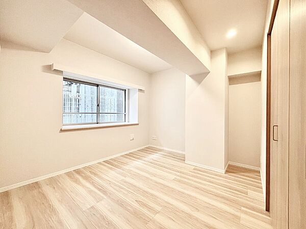 爽やかな日差しがお部屋全体を優しく包み込んでくれます　