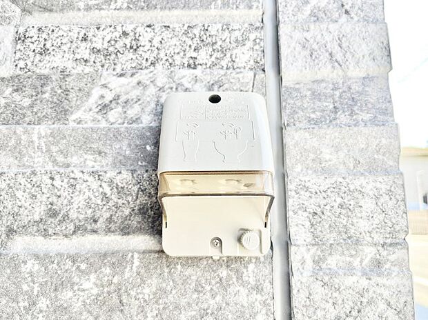 お掃除などに便利な外コンセント